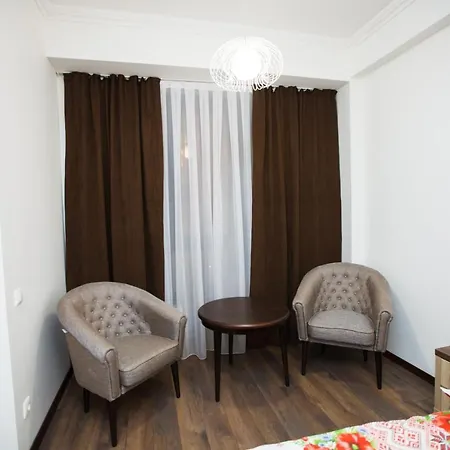 Main Street Sky House Daire Kişinev